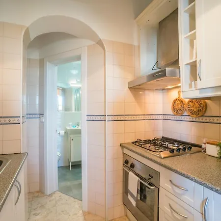 Traditional Gomes - Lisbon's Oasis *